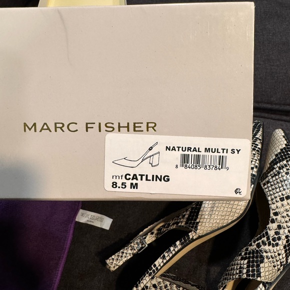 Marc Fisher Black Heels - Picture 6 of 7